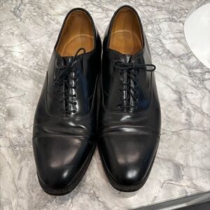 Johnston & Murphy Men’s Black Cap-Toe Oxford Dress Shoes – 9.5 D